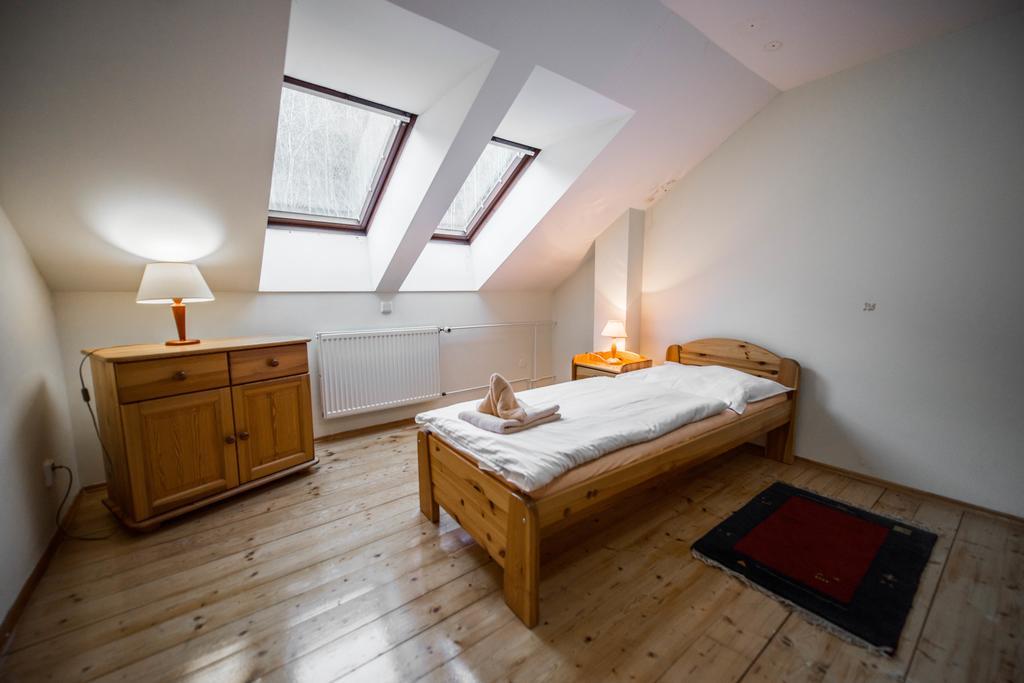 Plejsy Hotel Krompachy Екстериор снимка