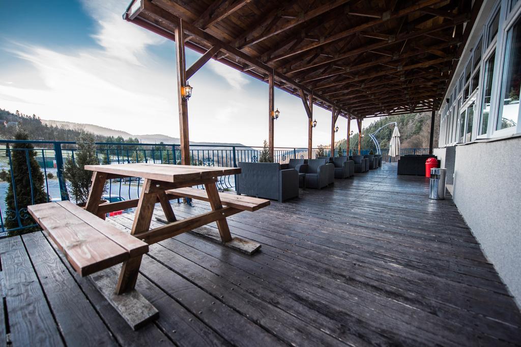 Plejsy Hotel Krompachy Екстериор снимка