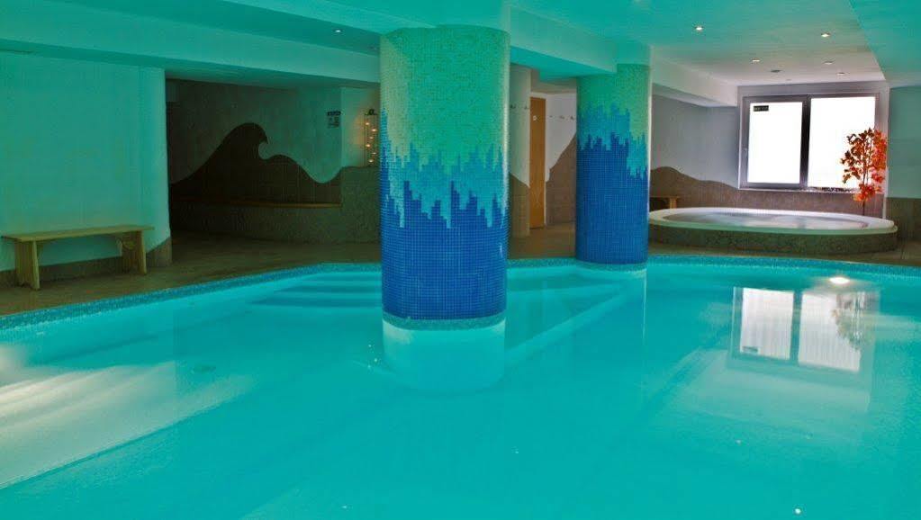 Plejsy Hotel Krompachy Екстериор снимка