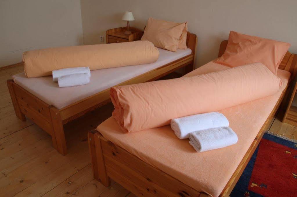 Plejsy Hotel Krompachy Екстериор снимка